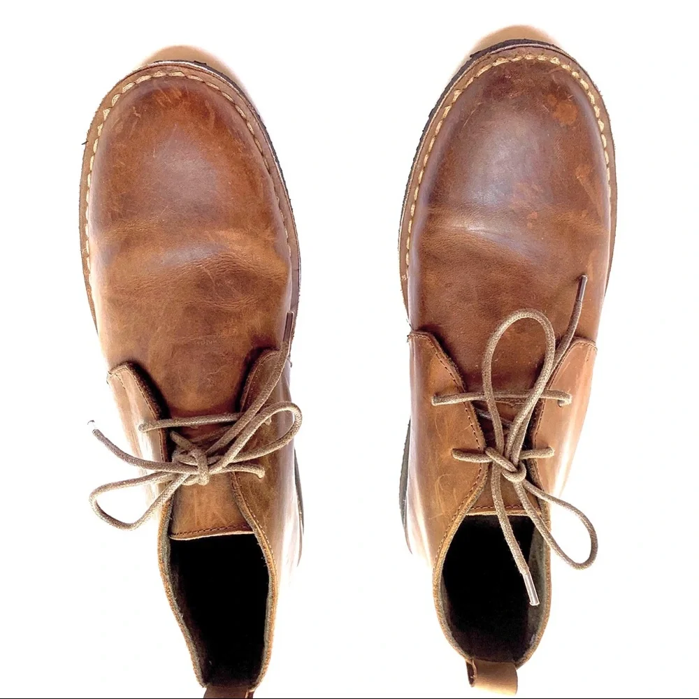 Men's two-eye lace-up shoes in brown, size 12.